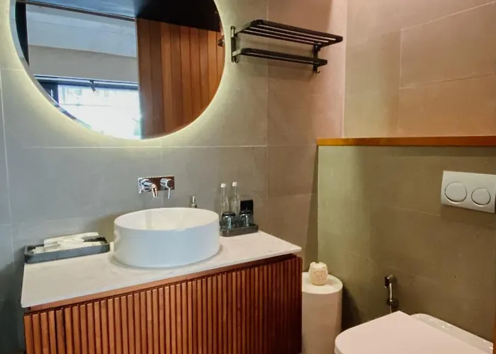 Esco Luxe 4*